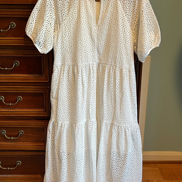 Everlane The Tiered Eyelet Dress - Picture 4 of 6